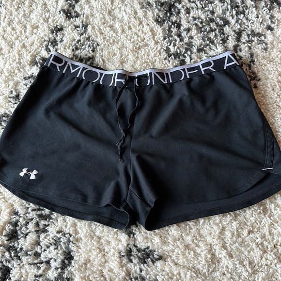 Under Armour athletic shorts - Picture 1 of 4